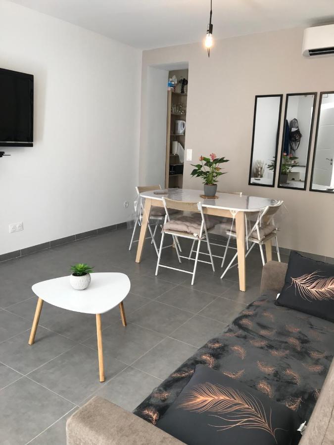 Le Benedictins Apartment Nimes Luaran gambar