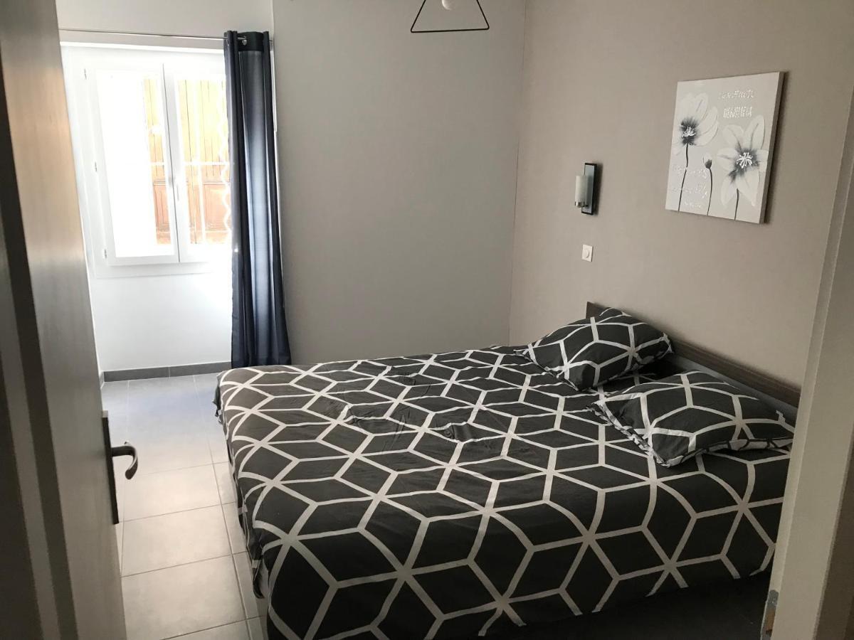 Le Benedictins Apartment Nimes Luaran gambar